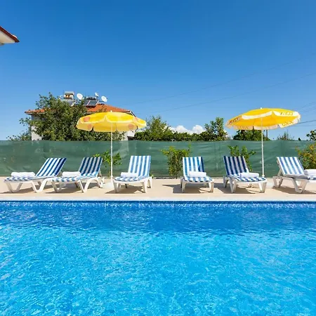 Corals Villa *